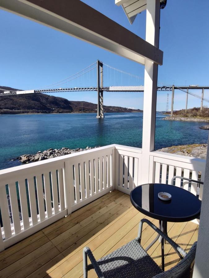Tjeldsundbrua Overnatting - Sjohus1 Evenskjer Exterior foto